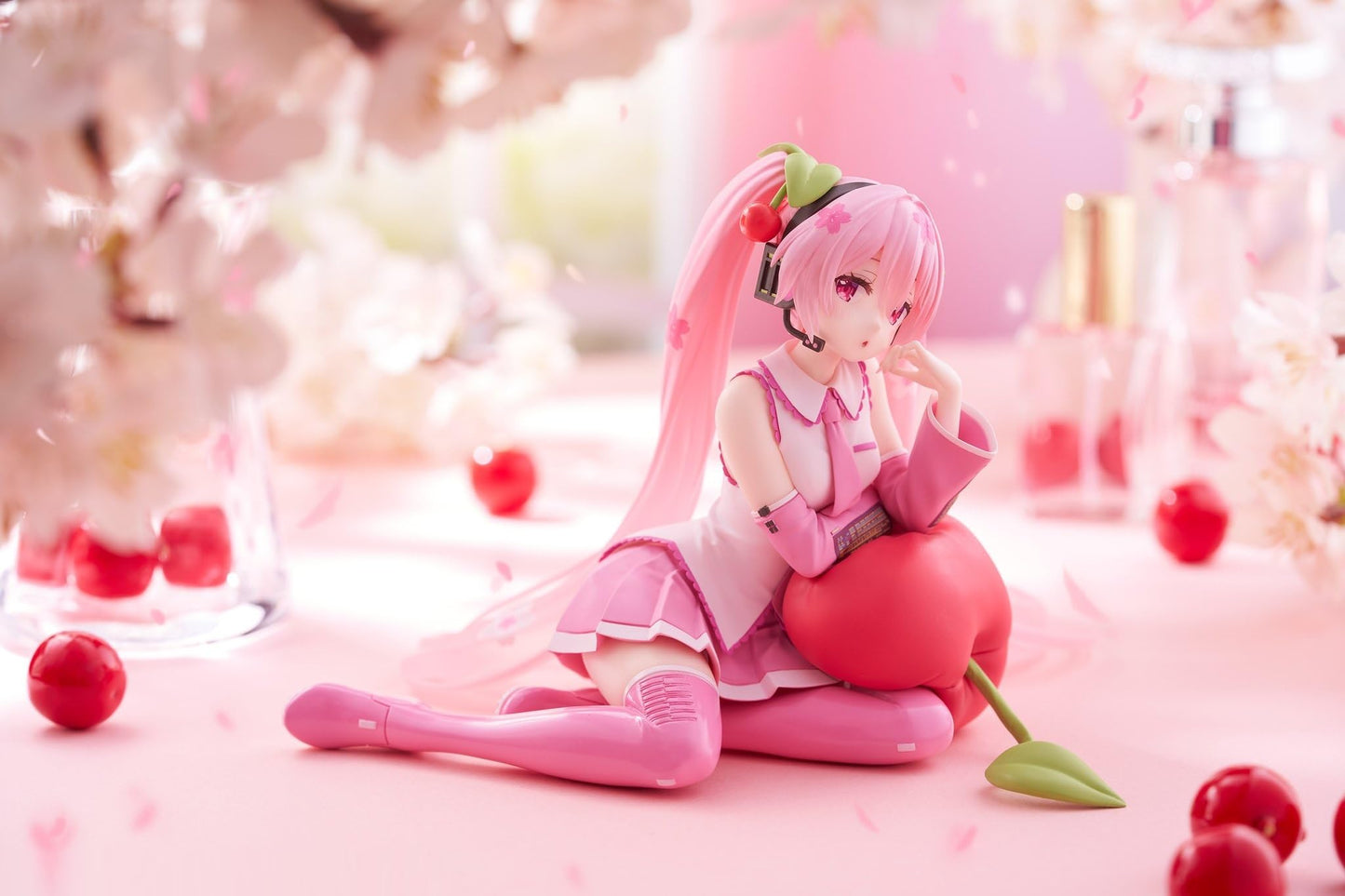 Sakura Miku – Desktop Cute Figure ～Sakuranbo Cushion Ver.